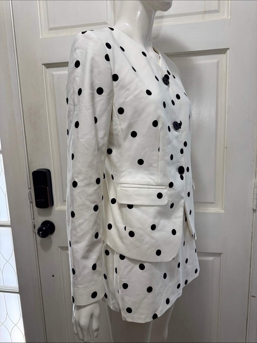 Express Editor White Polka Dot Blazer Skirt Set Stretch
Cotton 2-Piece Suit A4 - Picture 9 of 16
